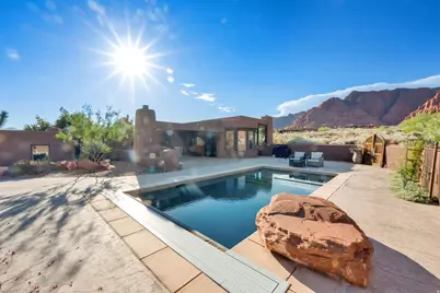 1060 W Wintook Dr, Ivins, UT 84738 - Photo 1