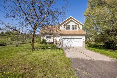 77 N 300 E, Hyrum, UT 84319 - Photo 1