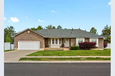 1848 W 1520 N, Clinton, UT 84015 - Photo 1