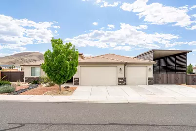 2707 W 220 N, Hurricane, UT 84737 - Photo 1