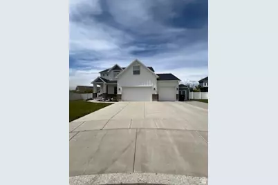 712 S 1750 W, Syracuse, UT 84075 - Photo 1