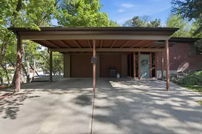 2915 E La Joya Dr S, Holladay, UT 84124 - Photo 1