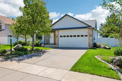 425 E 3550 N, North Ogden, UT 84414 - Photo 1