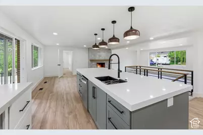871 N Bonita Way E, Centerville, UT 84014 - Photo 1