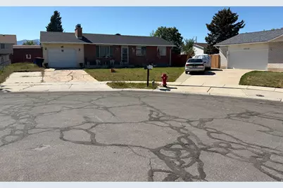 5046 W Moonflower Cir S, Salt Lake City, UT 84118 - Photo 1