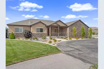 1627 E Lakeview Ln, Eagle Mountain, UT 84005 - Photo 1