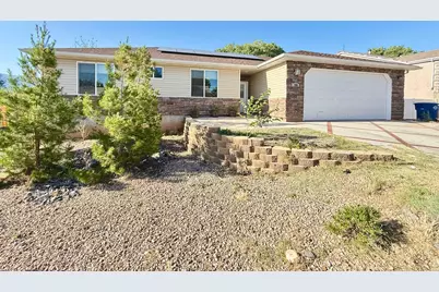 326 W 400 N, La Verkin, UT 84745 - Photo 1