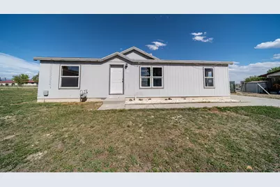 117 S Maple St, Wellington, UT 84542 - Photo 1
