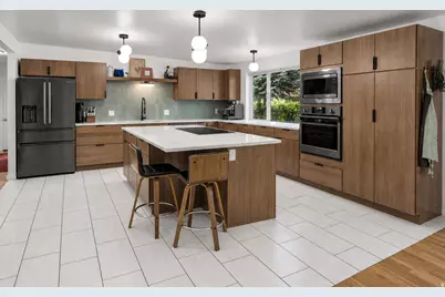 6751 S 2300 E, Cottonwood Heights, UT 84121 - Photo 1