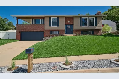 217 E Peach Tree Dr N, Centerville, UT 84014 - Photo 1