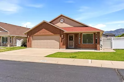 250 Bryce Dr, Kaysville, UT 84037 - Photo 1