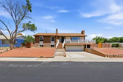 2496 Crestview Dr, Santa Clara, UT 84765 - Photo 1