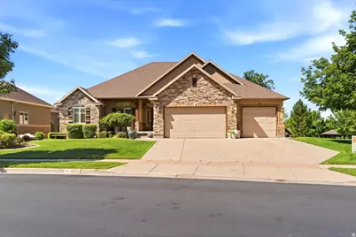 513 N Peacefield Dr, Layton, UT 84040 - Photo 1