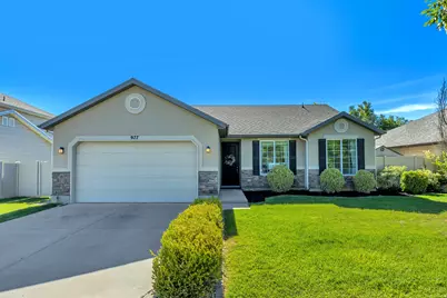 977 N Fox Hollow Dr, North Salt Lake, UT 84054 - Photo 1