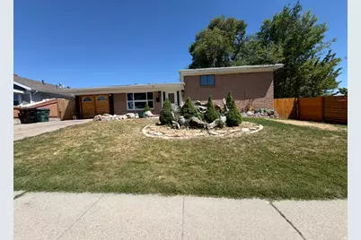 604 W Spacerama Dr S, Murray, UT 84123 - Photo 1