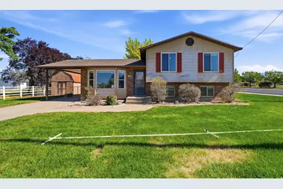 508 W 2700 S, Syracuse, UT 84075 - Photo 1