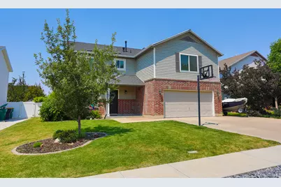1952 S 725 E, Clearfield, UT 84015 - Photo 1
