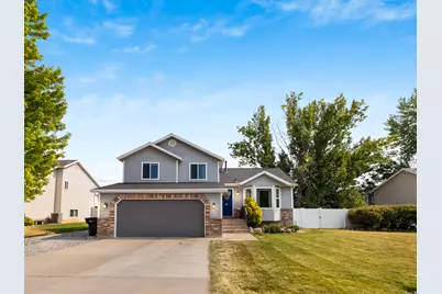 835 W 150 S, Clearfield, UT 84015 - Photo 1