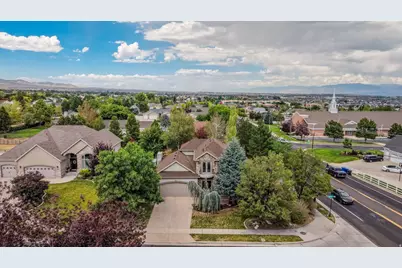 5614 W Draft Horse Ct, Herriman, UT 84096 - Photo 1
