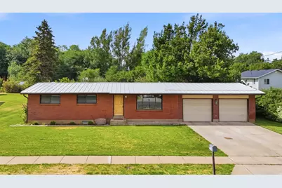 762 Anderson Ave, Hyrum, UT 84319 - Photo 1