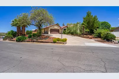 883 E McKinley Way, Saint George, UT 84790 - Photo 1