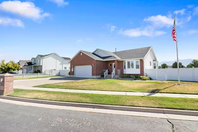 1457 S 2600 W, Syracuse, UT 84075 - Photo 1