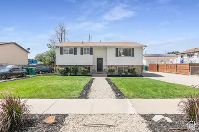 2340 S Main St, Clearfield, UT 84015 - Photo 1