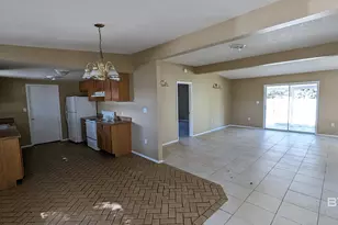 1616 N Cedar St, Foley, AL 36535 - Photo 2