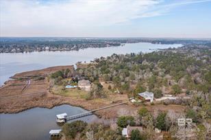 2309 Riverforest Dr, Mobile, AL 36605 - Photo 1