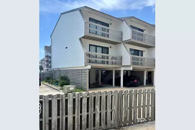 554 E Beach Boulevard #1, Gulf Shores, AL 36542 - Photo 1