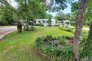 2368 Wallace Ln, Gulf Shores, AL 36542 - Photo 2