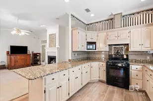 249 S Warren St, Mobile, AL 36602 - Photo 8