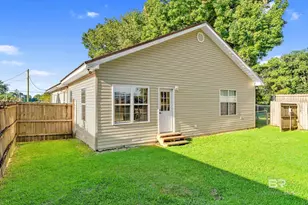 18141 Pennsylvania St, Robertsdale, AL 36567 - Photo 4