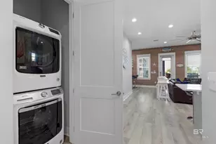 521 E 1st Ave, Gulf Shores, AL 36542 - Photo 16