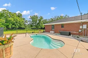 42150 Carlee Ln, Bay Minette, AL 36507 - Photo 2