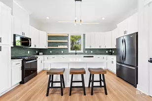 530 Veterans Rd, Gulf Shores, AL 36542 - Photo 2