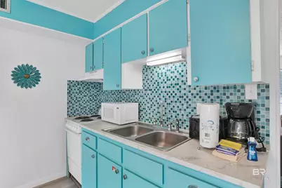 325 E 22nd Avenue #8, Gulf Shores, AL 36542 - Photo 4