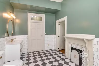 605 Saint Francis Street, Mobile, AL 36602 - Photo 18