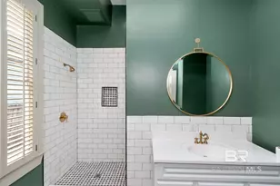 605 St Francis St, Mobile, AL 36602 - Photo 12