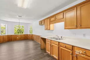 5785 Shady Woods Ct, Gulf Shores, AL 36542 - Photo 8