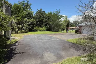 215 W Palm Ave, Foley, AL 36535 - Photo 20