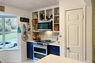 1000 Dolive Springs Dr, Daphne, AL 36526 - Photo 10