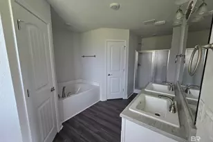 23035 Ridgewood Dr, Robertsdale, AL 36567 - Photo 4