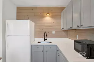 125 E 22nd Ave, Gulf Shores, AL 36542 - Photo 10