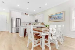 115 W 10th St, Gulf Shores, AL 36542 - Photo 12