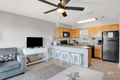 1037 W Lagoon Avenue #6, Gulf Shores, AL 36542 - Photo 2
