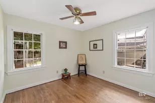 2867 Thornhill Dr, Mobile, AL 36606 - Photo 14