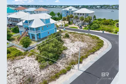 400 Gulfview Lane, Pensacola, FL 32507 - Photo 1