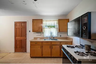 320 E Mango Street, Bay Minette, AL 36507 - Photo 8