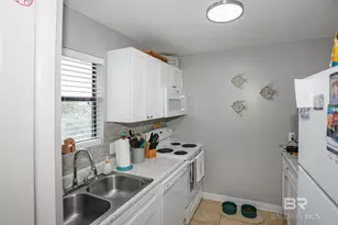 1028 W Beach Blvd, Gulf Shores, AL 36542 - Photo 10